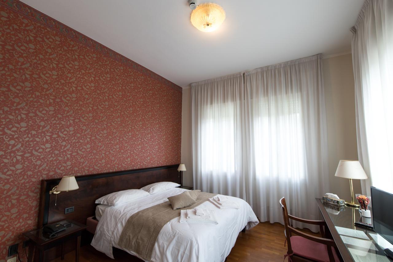 Villa Lussana Teolo Exteriör bild
