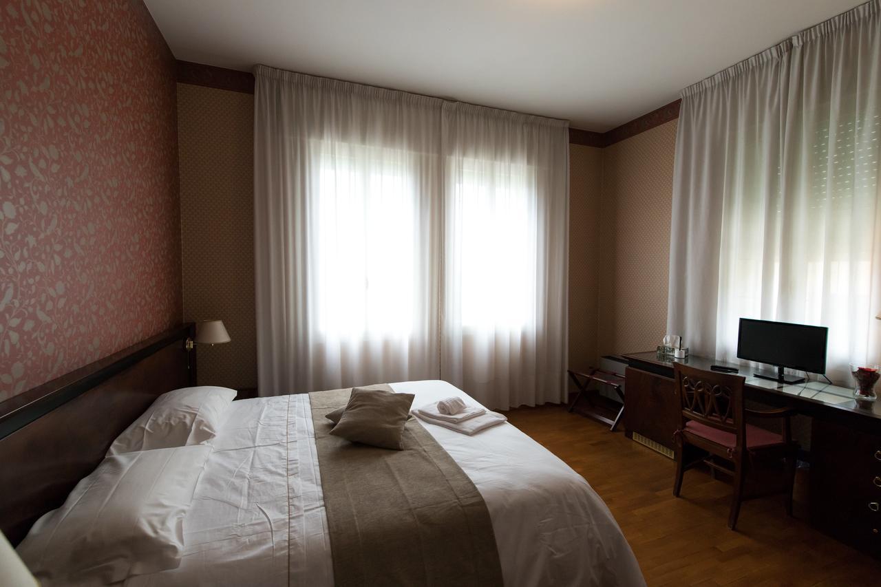 Villa Lussana Teolo Exteriör bild